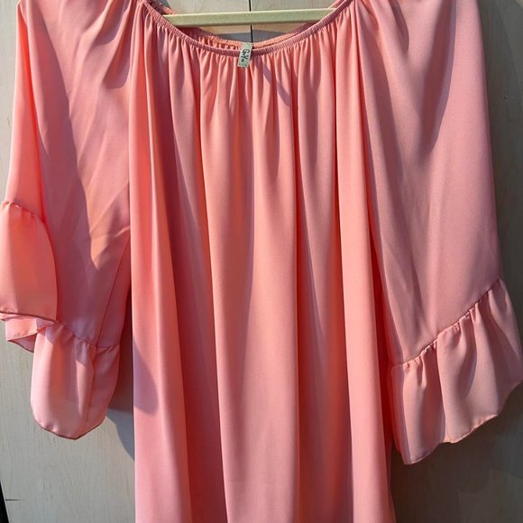 Cute Orange Top Size S Small - Picture 4 of 5